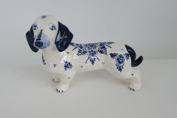 delftblue handpainted dachshund