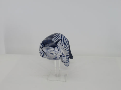 delft ceramic cat