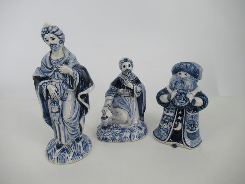 delftblue ceramic wise men