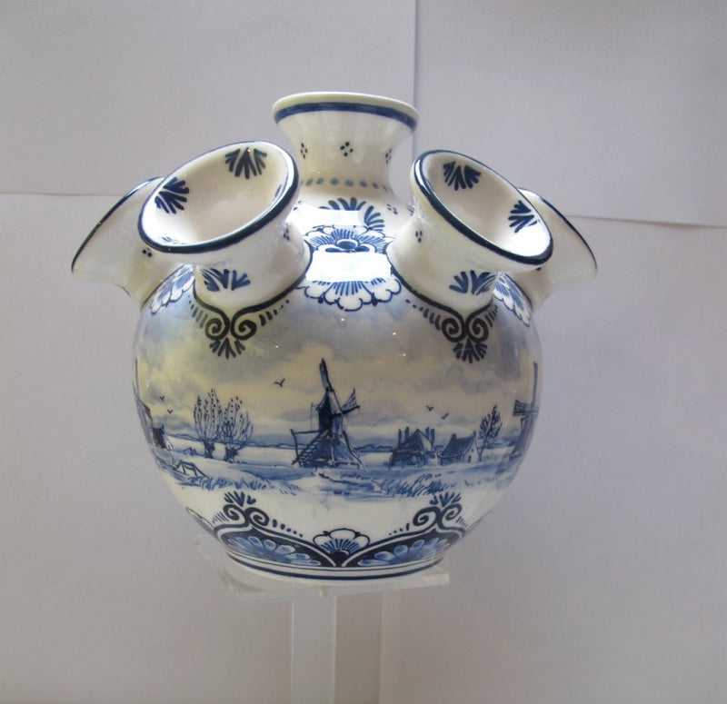 Delft Definition The history of Delft Blue pottery