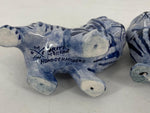 2 standing delftblue striped cats