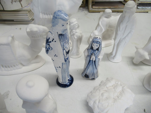 16 pcs delft blue Nativity set