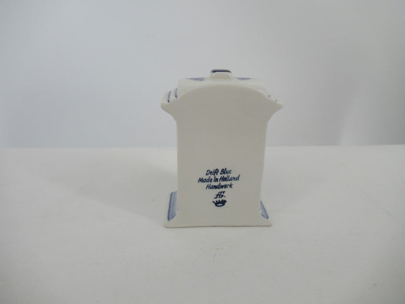 Miniature delft pendulum