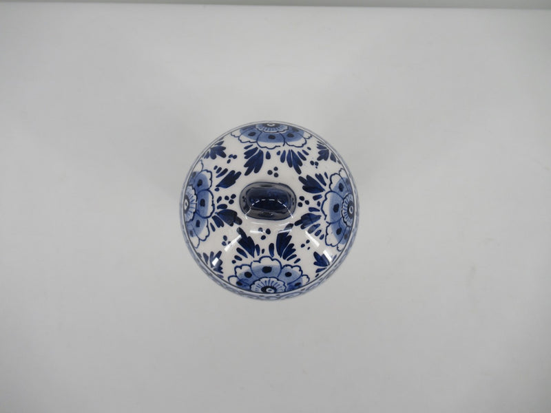 Delftblue round christmas ornament in floral design